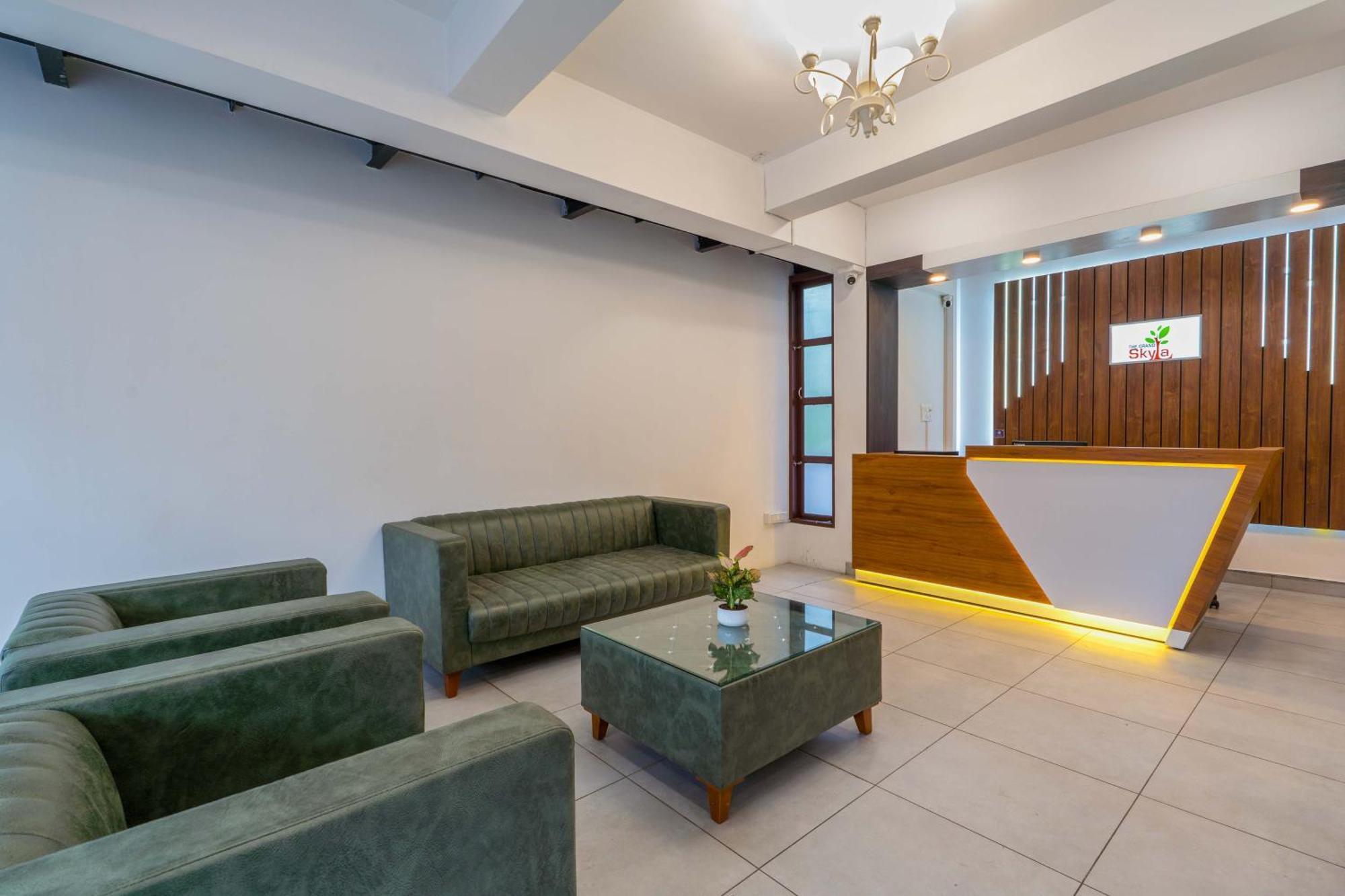 Treebo The Grand Skyla, Malleshwaram Bangalore Eksteriør bilde