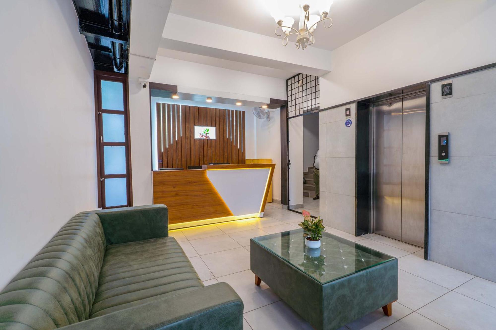 Treebo The Grand Skyla, Malleshwaram Bangalore Eksteriør bilde